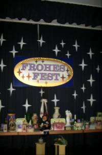 Tisch mit Verlosungspreise