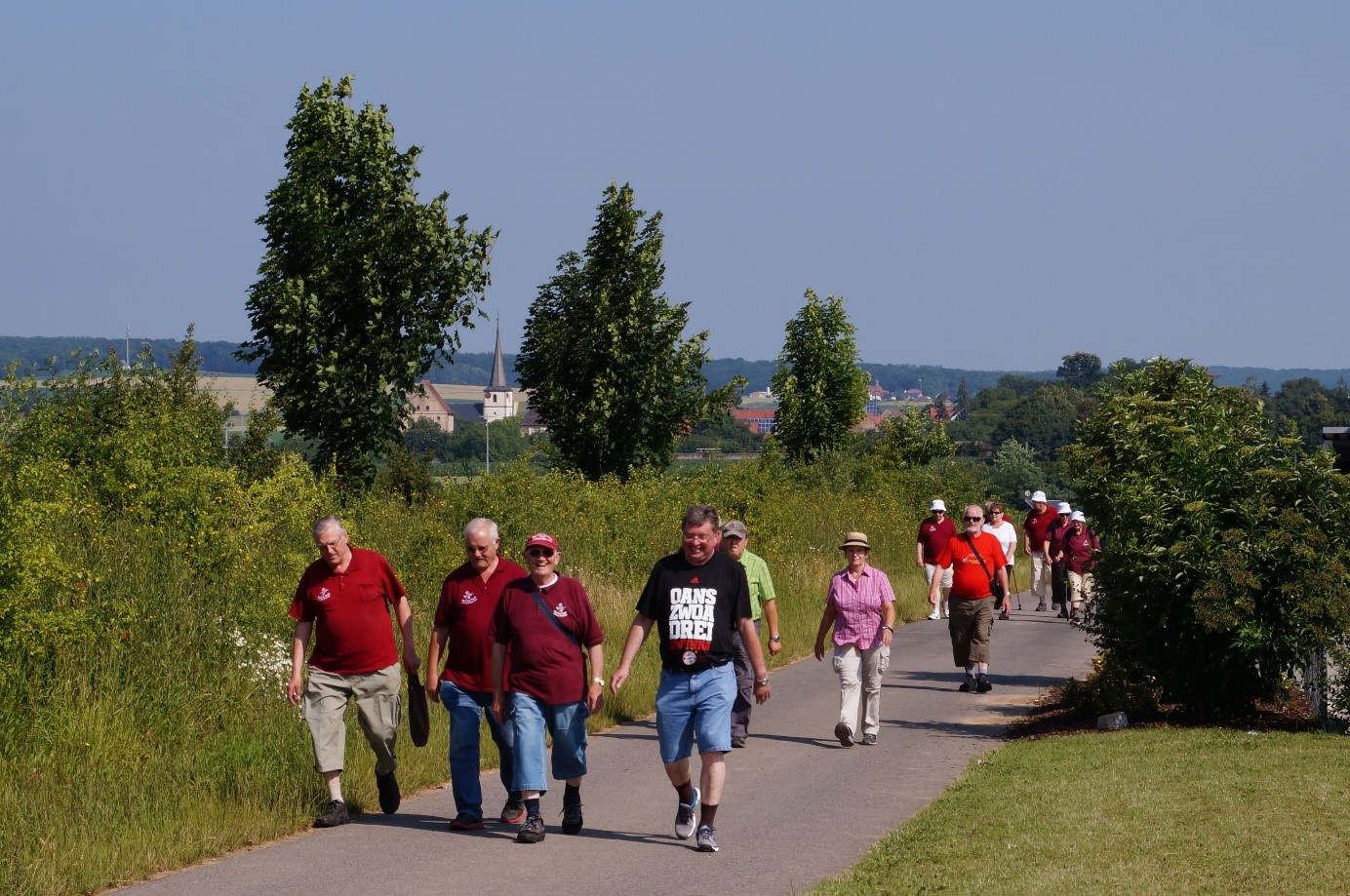 Wanderer auf der Strecke